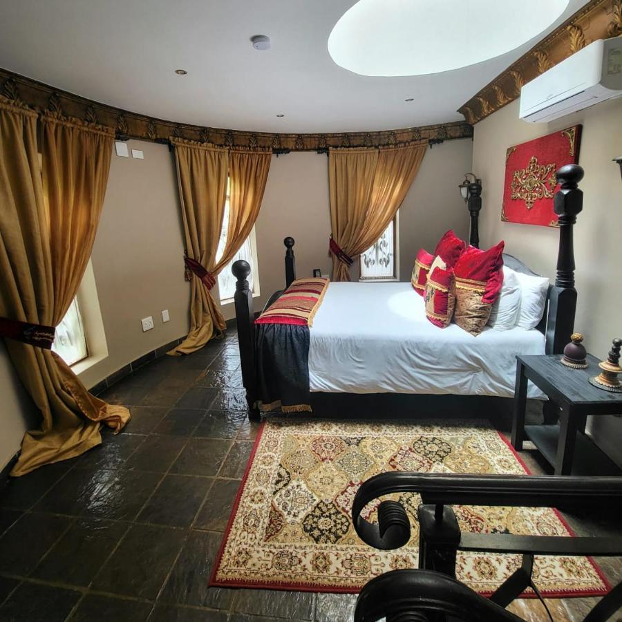 Excalibur Boutique Hotel Rustenburg Exteriér fotografie