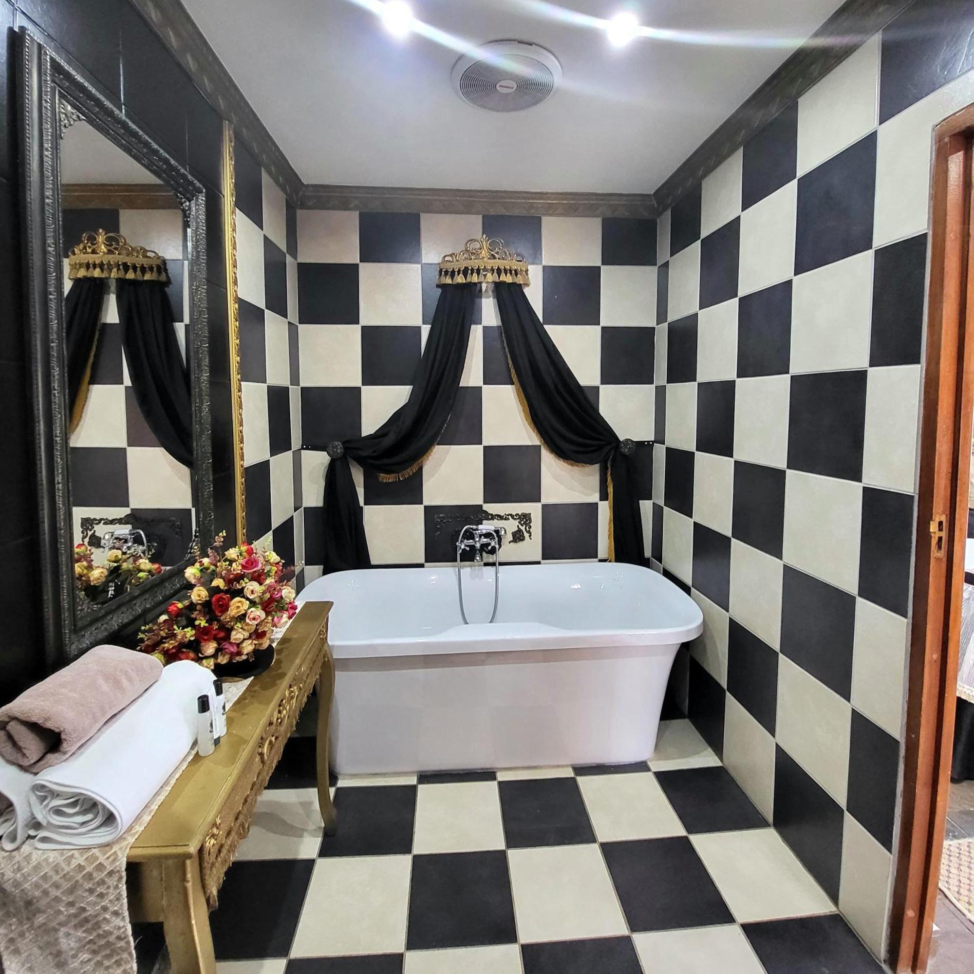 Excalibur Boutique Hotel Rustenburg Exteriér fotografie