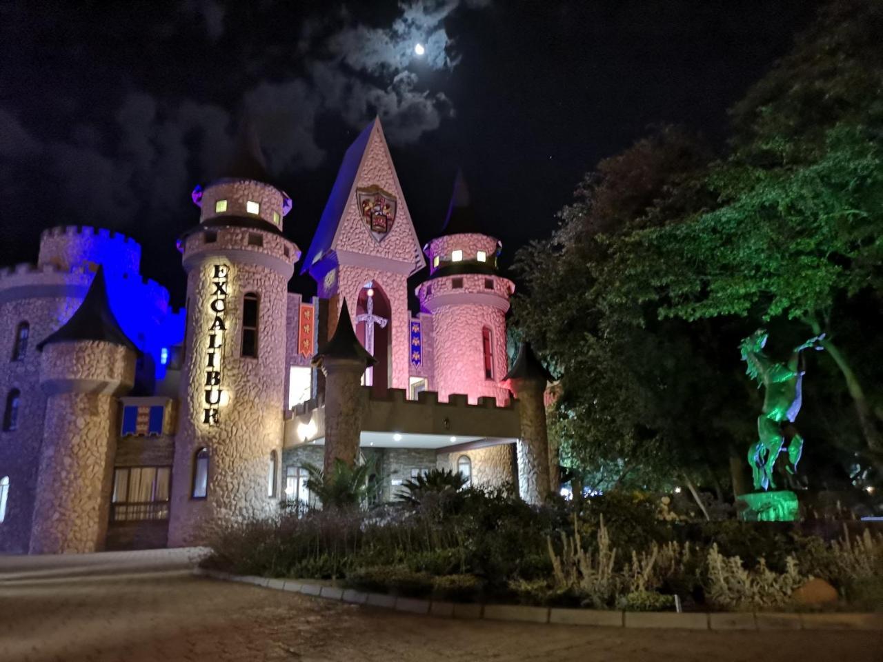 Excalibur Boutique Hotel Rustenburg Exteriér fotografie